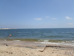 Zdjęcie Port Fouad Beach z powierzchnią turkusowa czysta woda