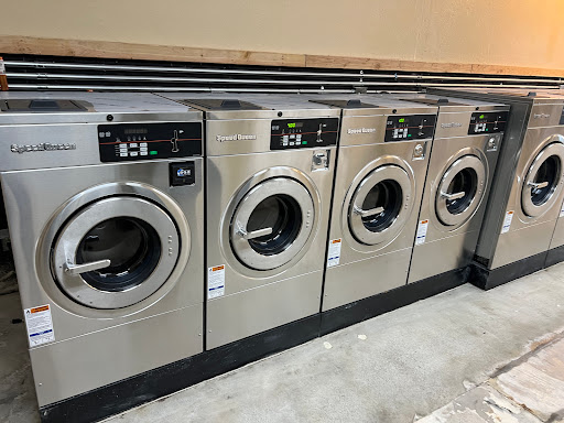 Laundry Service «Thornton Plaza Cleaners and Laundromat», reviews and photos, 9303 Thornton Rd e, Stockton, CA 95209, USA