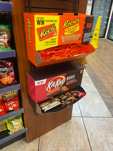 Convenience Store «Royal Farms», reviews and photos, 25220 Lankford Hwy, Onley, VA 23418, USA