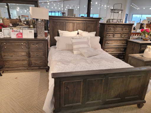 Shopping Mall «Furniture Row Shopping Center», reviews and photos, 1334 N Eastgate Ave, Springfield, MO 65802, USA