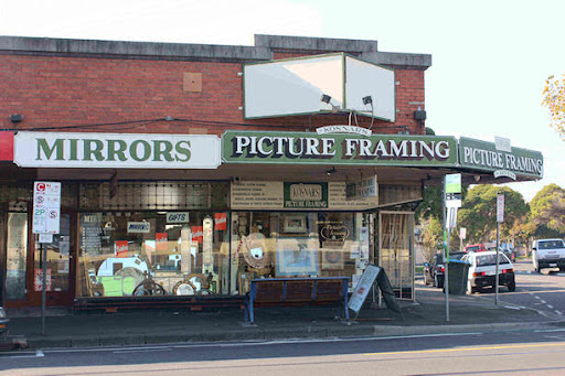 Kosnar's Picture Framing and Mirrors Shop