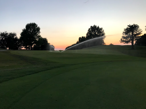 Country Club «Lake Forest Golf & Country Clb», reviews and photos, 300 Yard Dr, Lake St Louis, MO 63367, USA