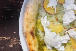 Pizzeria D'Asporto Toto' Sapore image