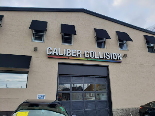 Auto Body Shop «Caliber Collision», reviews and photos, 332 Iona Ave, Narberth, PA 19072, USA