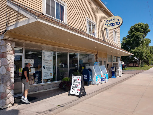 Sixth Street Market, 1413 6th St W, Ashland, WI 54806, USA, 