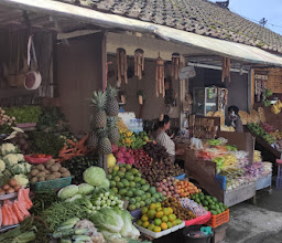Bedugul Traditional Market photo