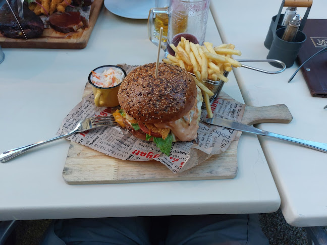 Opinii despre Monster DownTown Étterem în Szeged - Étterem