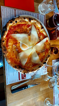 Pizza du Pizzeria Le Grillon à Messanges - n°17