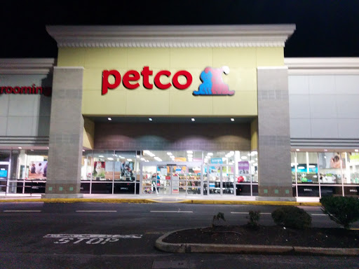 Pet Supply Store «Petco Animal Supplies», reviews and photos, 31419 Pacific Hwy S, Federal Way, WA 98003, USA