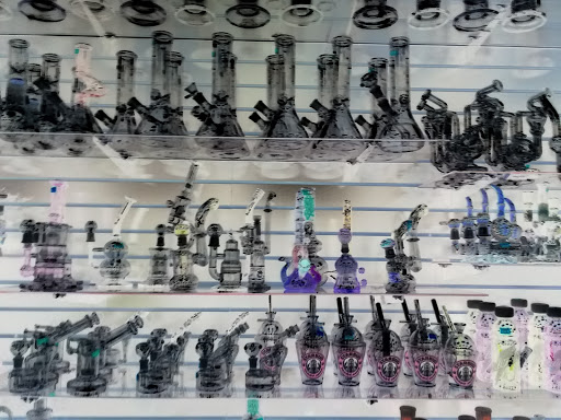 Tobacco Shop «Waves Smoke & Vapes», reviews and photos, 6740 E University Dr #103, Mesa, AZ 85205, USA