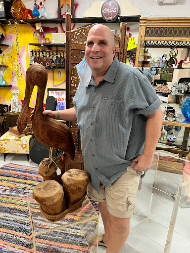 Thrift Store «OddBalls Nifty Thrift», reviews and photos, 530 NE 13th St, Fort Lauderdale, FL 33304, USA