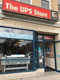 The UPS Store - Photo 9 - Car repair in Bayside, NY, Queens
