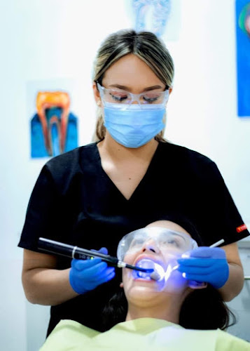 Dra. Jessica Suárez Od - Dentista