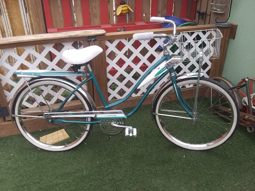 Bicycle Store «Great Divide Ski Bike & Hike», reviews and photos, 400 N Santa Fe Ave, Pueblo, CO 81003, USA