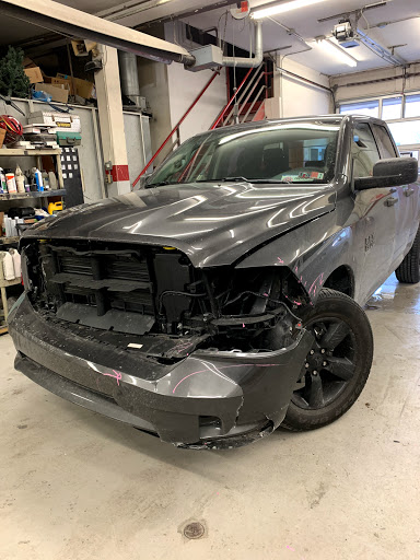 Auto Body Shop «Preferred Auto Body & Repair», reviews and photos, 393 Tompkins Ave, Staten Island, NY 10305, USA