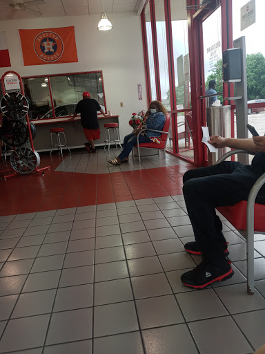 Tire Shop «Discount Tire Store - Houston, TX», reviews and photos, 6602 Hwy 6 N, Houston, TX 77084, USA
