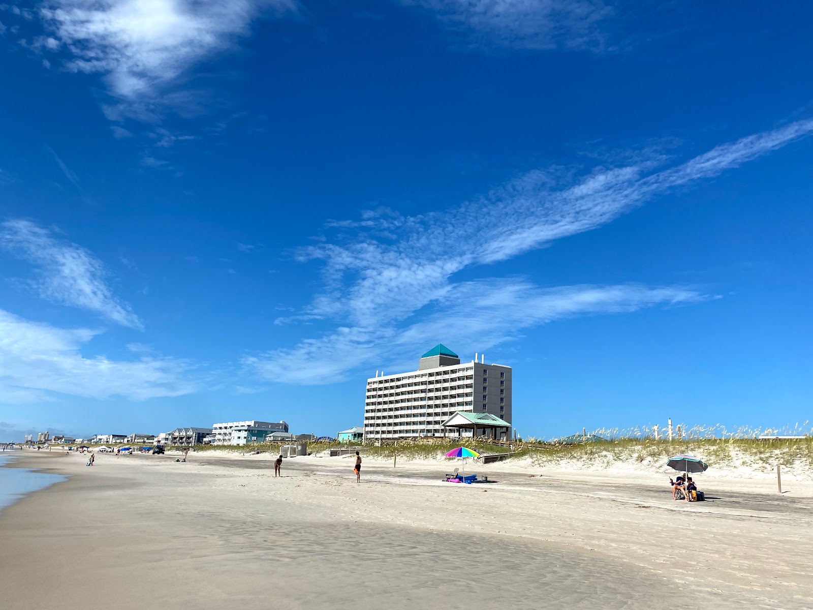 Fotografie cu Carolina beach - locul popular printre cunoscătorii de relaxare