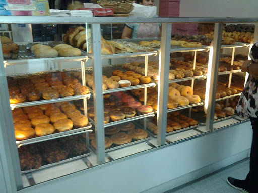 Donut Shop «Donut King», reviews and photos, 1607 Contra Costa Blvd, Pleasant Hill, CA 94523, USA