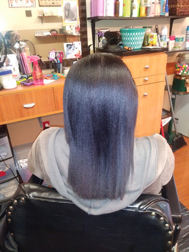 Barber Shop «Catia Family Barbershop Salon», reviews and photos, 4146 Grand Blvd, New Port Richey, FL 34652, USA