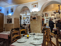 Atmosphère du Restaurant italien Chez Etienne à Marseille - n°18