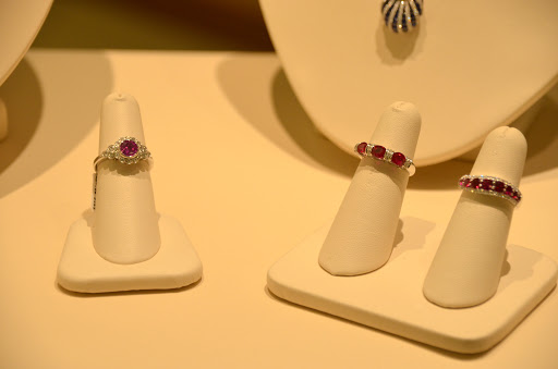 Jewelry Store «Argo & Lehne Jewelers», reviews and photos, 3100 Tremont Rd, Columbus, OH 43221, USA