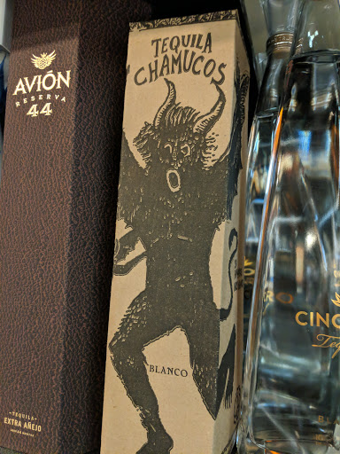 Liquor Store «Central Wine Merchants», reviews and photos, 8 Reaville Ave, Flemington, NJ 08822, USA