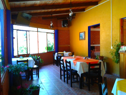 Juárez Restaurante - Carretera Oaxaca-Guelatao s/n Km 25 Paraje Loma Grande., 68776 Municipio de Santa Catarina Ixtepeji, Mexico