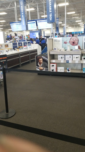 Electronics Store «Best Buy», reviews and photos, 26 Plaza Dr, Fairview Heights, IL 62208, USA