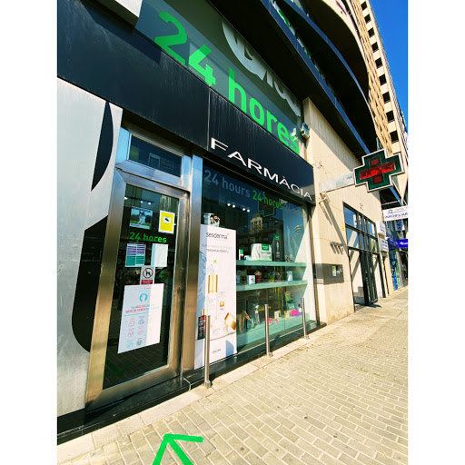 Farmacia 24H Raga-Jiménez.           Visió Nova Òptiques