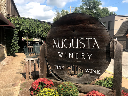 Winery «Augusta Winery», reviews and photos, 5601 High St, Augusta, MO 63332, USA