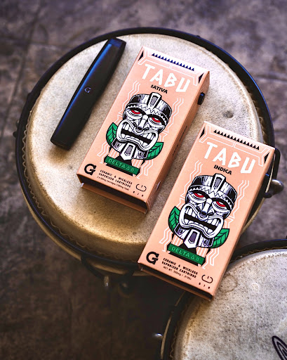 Tobacco Shop «Lotus Smoke Shop», reviews and photos, 4396 Tamiami Trail N, Naples, FL 34103, USA