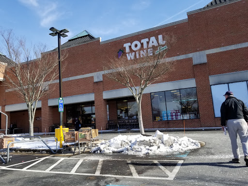 Wine Store «Total Wine & More», reviews and photos, 13055-C Lee Jackson Memorial Hwy, Fairfax, VA 22033, USA