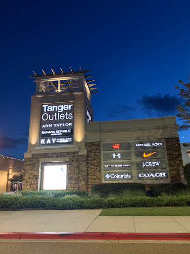Outlet Mall «Tanger Outlet Southaven», reviews and photos, 5205 Airways Blvd, Southaven, MS 38671, USA