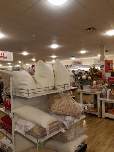 Department Store «HomeGoods», reviews and photos, 8345 3rd St N, Oakdale, MN 55128, USA