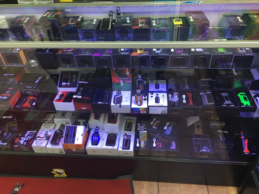 Tobacco Shop «HWY 6 SMOKE SHOP», reviews and photos, 6810 S Texas 6, Houston, TX 77083, USA