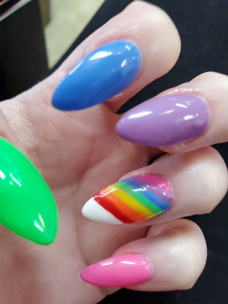 Modern Nails & Spa 20650