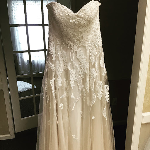 Bridal Shop «Absolute Haven Bridal», reviews and photos, 2810 Sharer Rd Suite 21, Tallahassee, FL 32312, USA