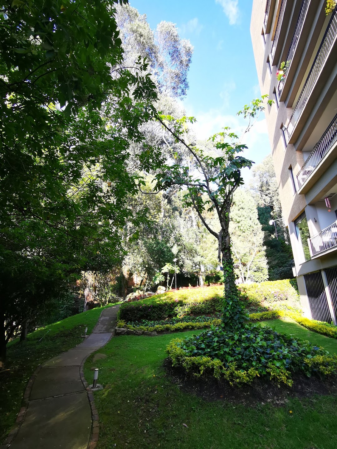 Edificio Balcones de Bella Suiza