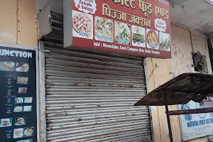Pizza junction Gorakhpur image