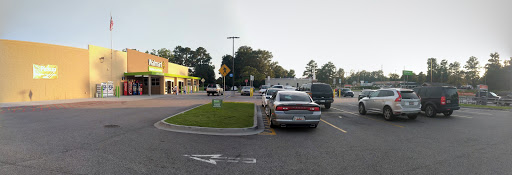 Supermarket «Walmart Neighborhood Market», reviews and photos, 804 S Cashua Dr, Florence, SC 29501, USA