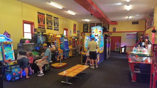 Amusement Center «Sluggers & Putters», reviews and photos, 333 Lafayette Dr NW, Canal Fulton, OH 44614, USA