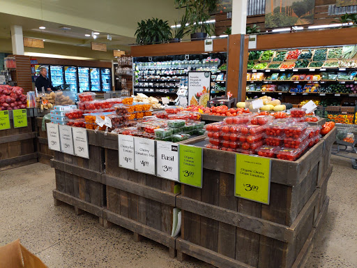 Grocery Store «Whole Foods Market», reviews and photos, 150 Ledge Rd, Darien, CT 06820, USA