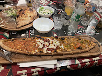 Plats et boissons du Pizzeria La Fiamma Pizza Pidé à Grenoble - n°2