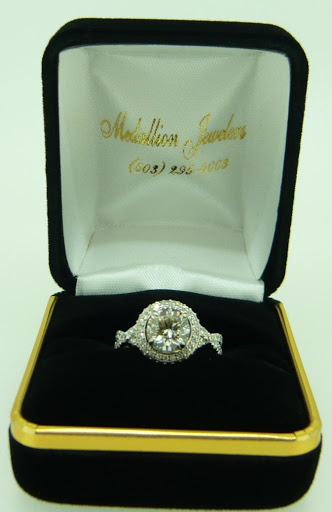 Wholesale Jeweler «Medallion Jewelers», reviews and photos, 308 SW Alder St, Portland, OR 97204, USA