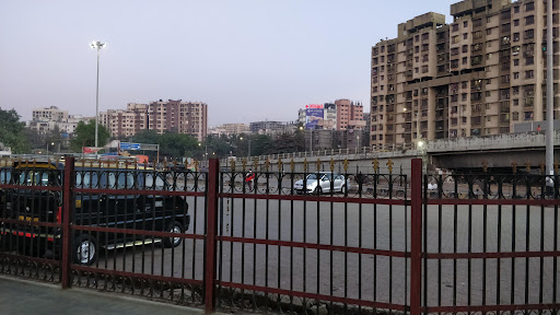 पार्किंग की जगह का किराया मुंबई