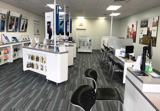 Telephone Company «U.S. Cellular Authorized Agent - Cellular Connect», reviews and photos, 526 1st Ave, Perry, IA 50220, USA