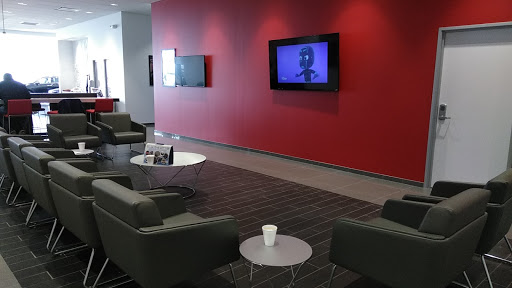 Car Dealer «Summit Place Kia», reviews and photos, 2200 Elizabeth Lake Rd, Waterford Twp, MI 48328, USA