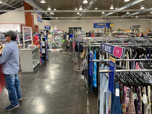 Thrift Store «Goodwill Store and Donation Center», reviews and photos, 3401 Fredericksburg Rd, San Antonio, TX 78201, USA