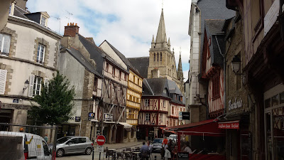 NAF NAF à Vannes