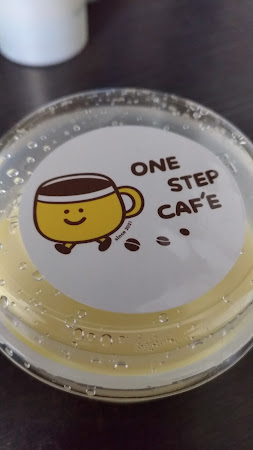 一小步one step caf’e